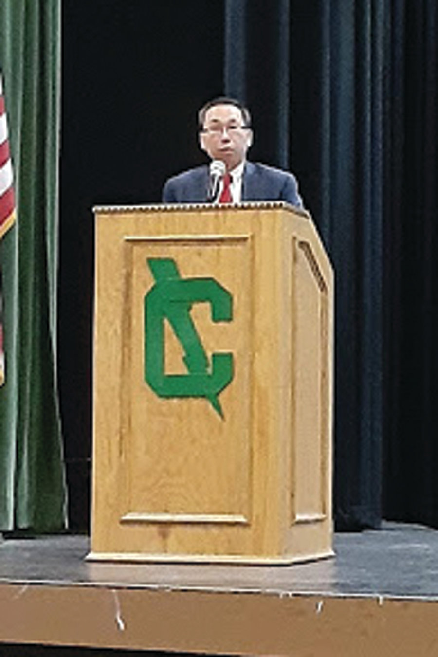 WELCOME TO CRANSTON: Mayor Allan Fung thanked Herren for sharing his story with the packed audience at Cranston High School East.